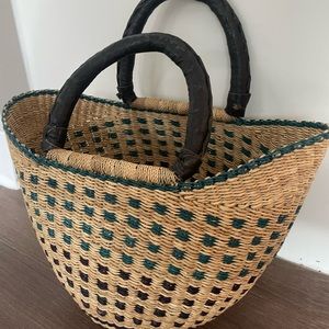 Hand woven artisan basket bag (small)